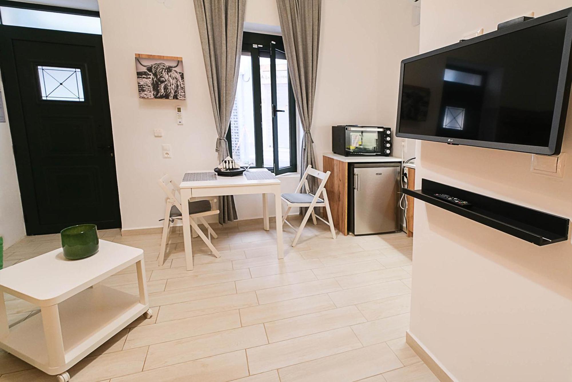Irene Apartment & Irene Studio - City Center Iraklio Eksteriør billede